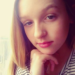 Meet your Posher, Hailey